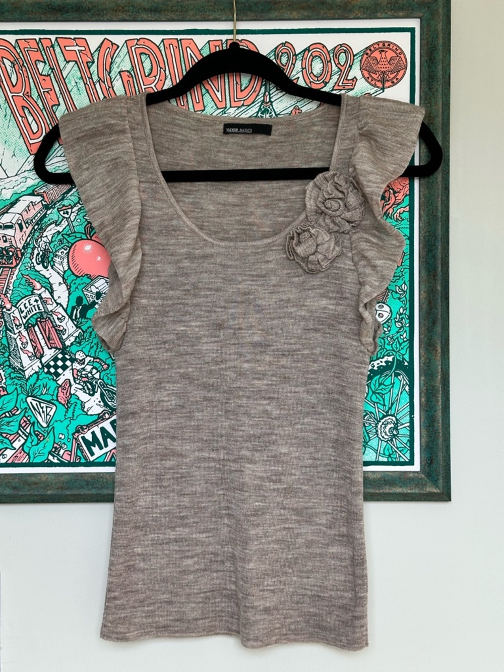 Mango Gray Ruffle Sleeve Knit Top with Floral Appliqué - Wool Blend Size Small S